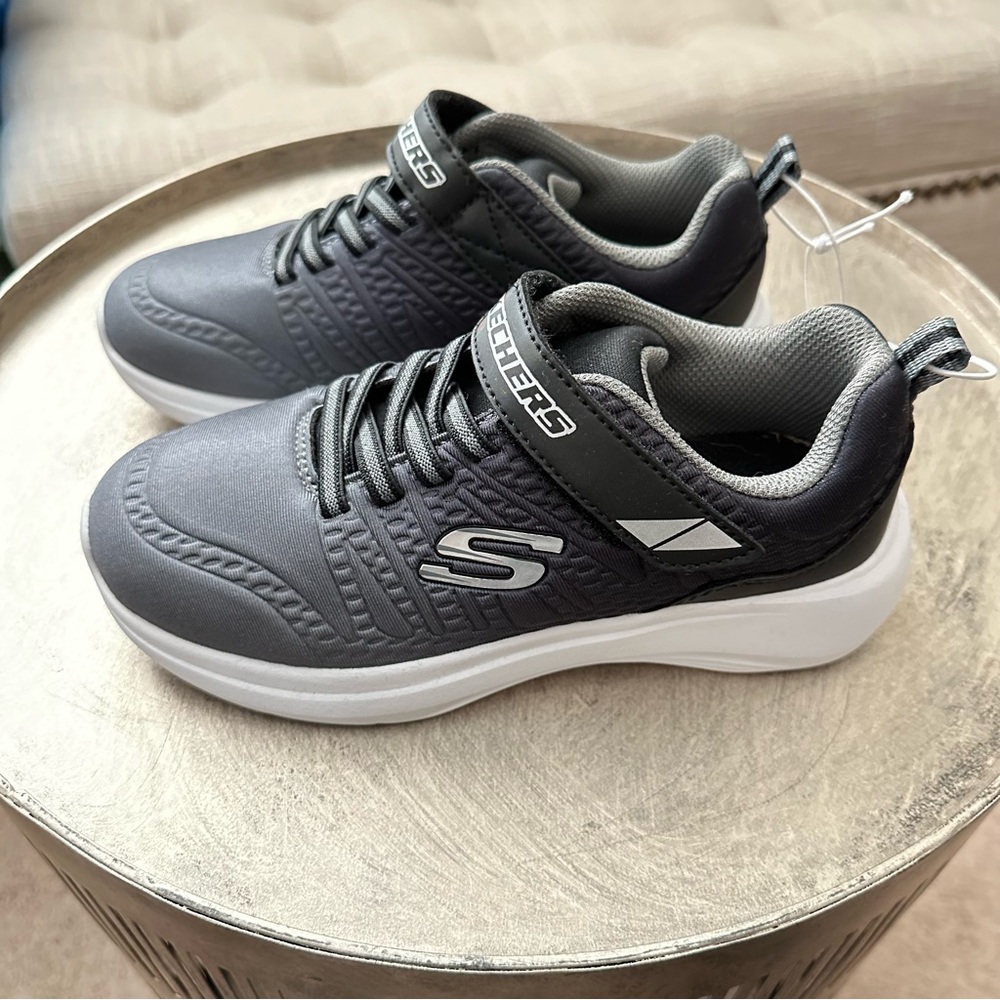Skechers Black Gray Slip-On Velcro & Elastic Lace Closure Sneakers Size 2